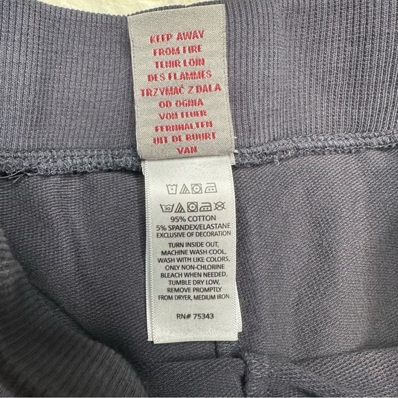 Shorts Grey Size 5T - Picture 7 of 16